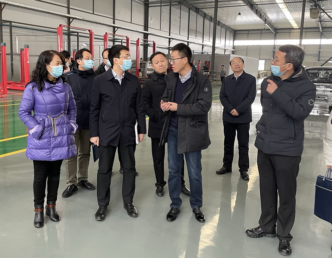 【工作动态】省工信厅入企服务组走进ag真人平台官方汽车